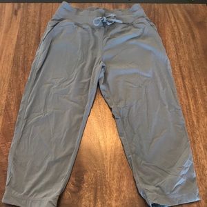 Lululemon Studio Crop II